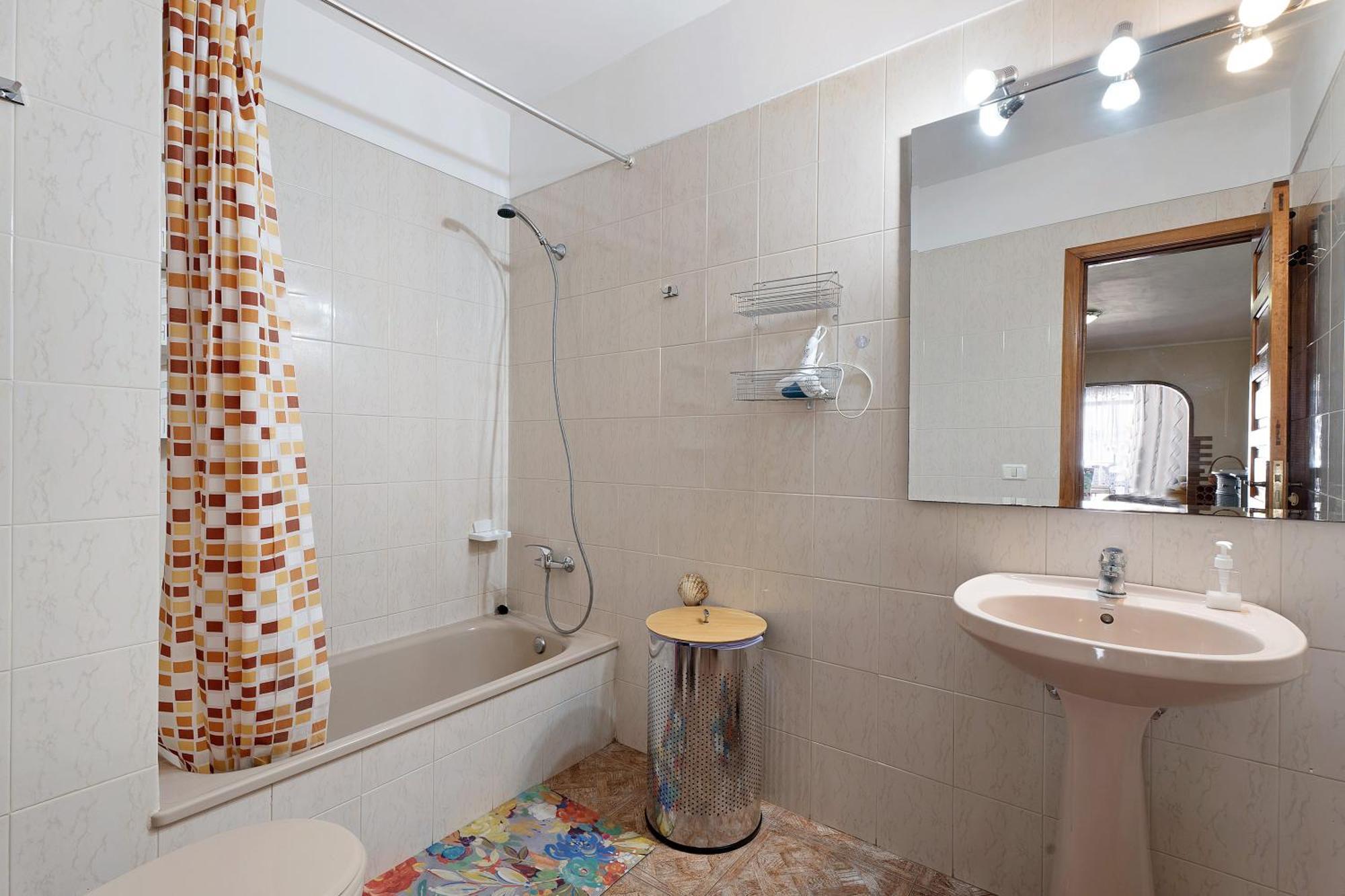 Colina Vista Apartment *